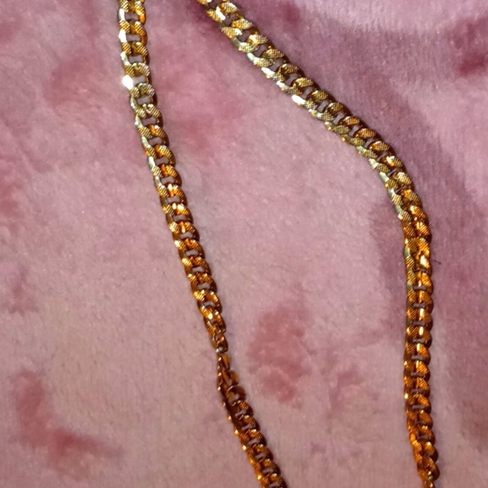 14 kt gold chain